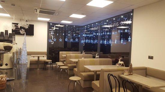 Bluebird cafe on the Bay